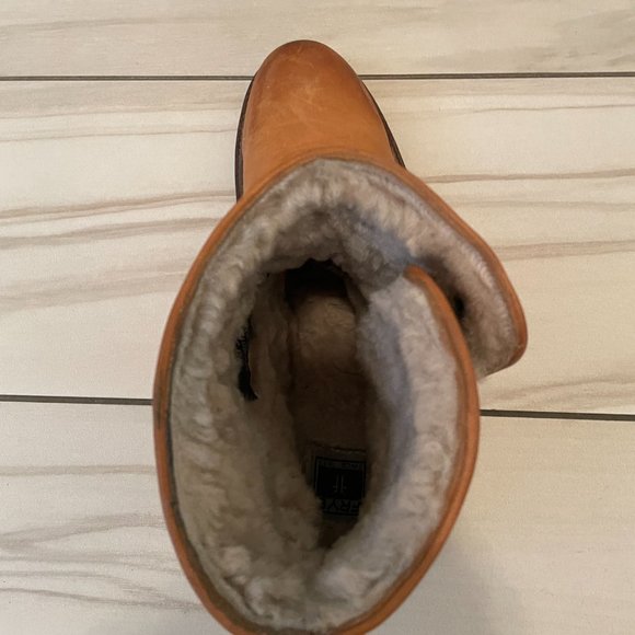 Women's Frye Leather Bootie Shearling Lined - Picture 6 of 10